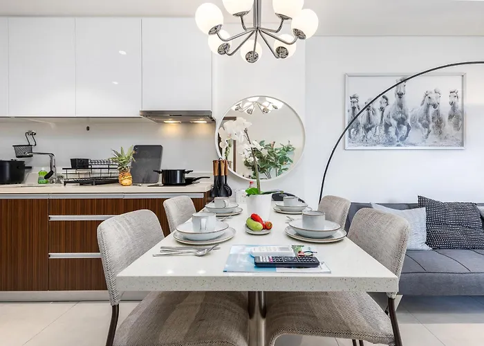 Leilighet Group Comfort At Tambuli Residences 1-bedroom For Up To 6 Guests By Dominik With Pool Access & Balcony In Mactan Lapu-Lapu City