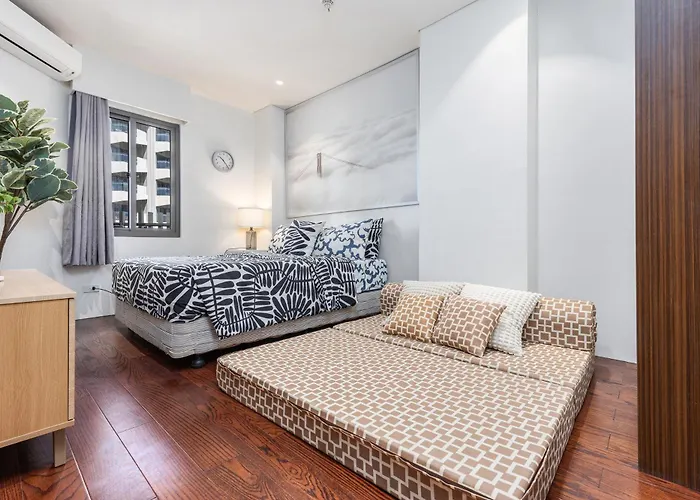 Group Comfort At Tambuli Residences 1-bedroom For Up To 6 Guests By Dominik With Pool Access & Balcony In Mactan Leilighet *