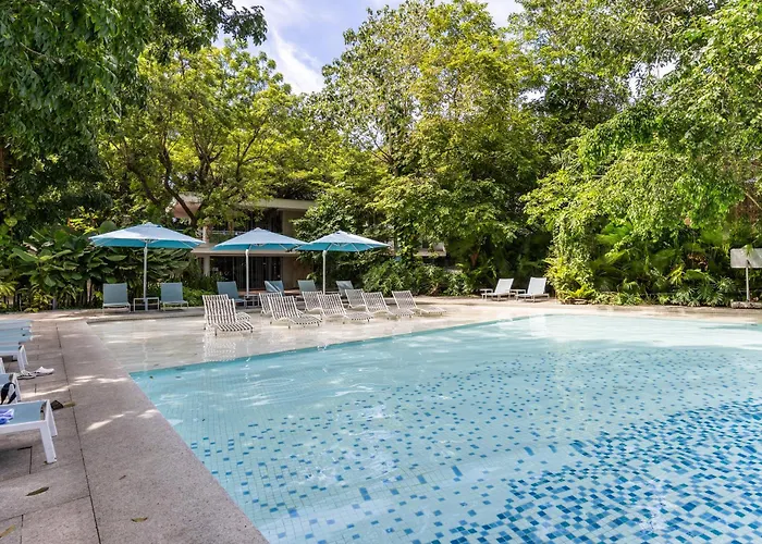 Group Comfort At Tambuli Residences 1-bedroom For Up To 6 Guests By Dominik With Pool Access & Balcony In Mactan Lapu-Lapu City